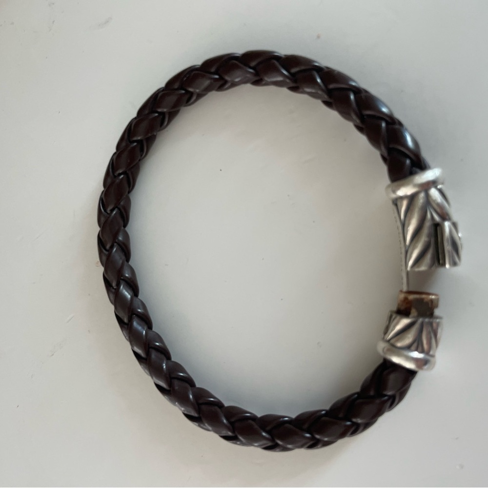 David Yurman - Men’s. Bracelet. Brown leather, silver magnetic clasp.